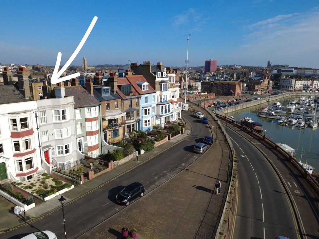 Property photo 1 of 26