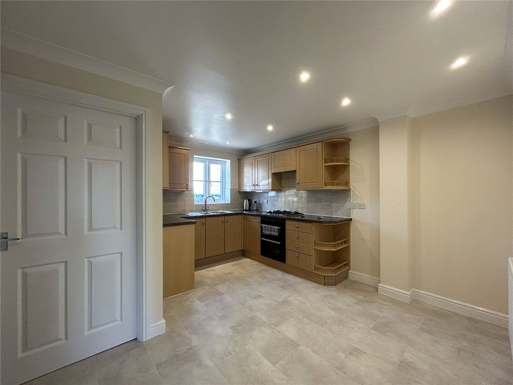 Property photo 3 of 14 Picture No. 22