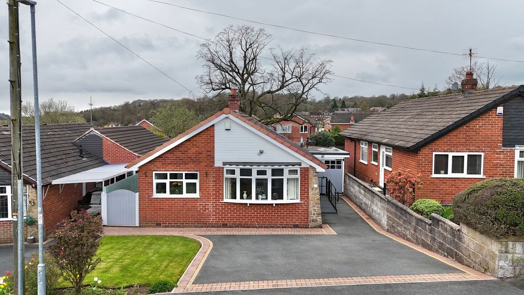 Property photo 1 of 31