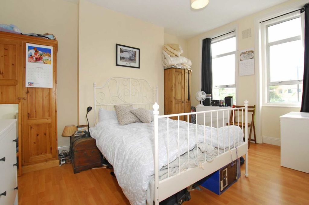 Property photo 3 of 3