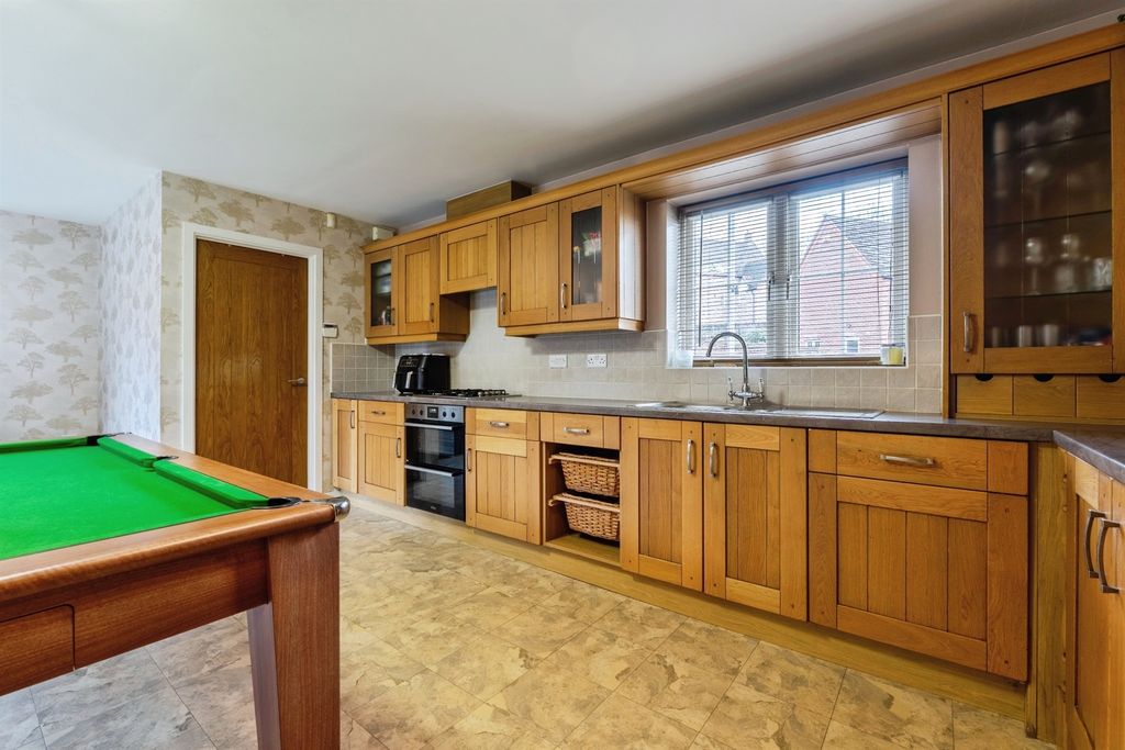 Additional image 9 of 5 bed detached house for saleSharter Drive, Loughborough LE11