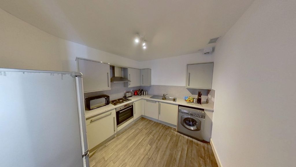 Property photo 2 of 11 Photo 2