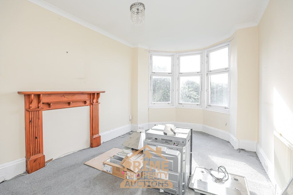 Property photo 3 of 12