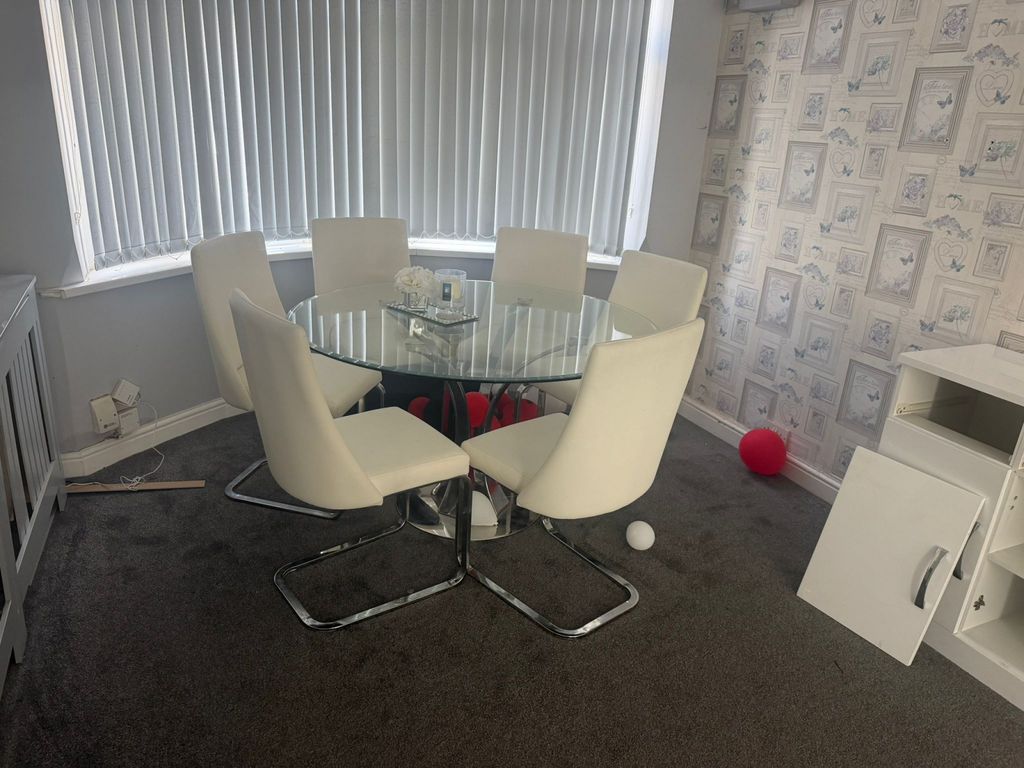 Property photo 3 of 13 Gallery