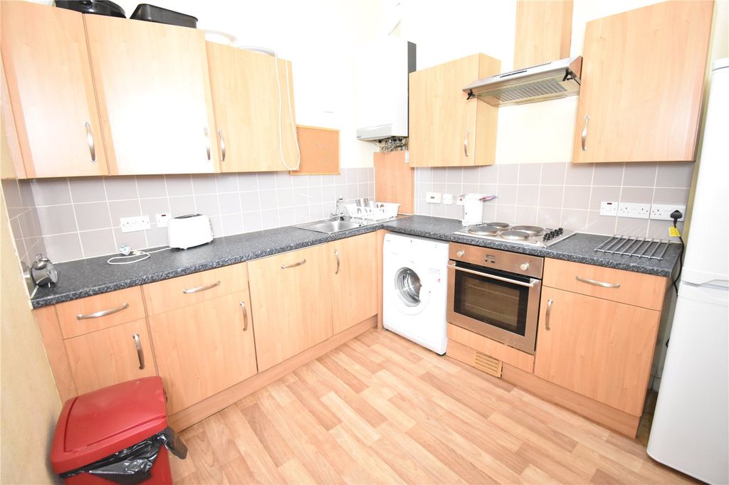 Property photo 2 of 7 Photo 2