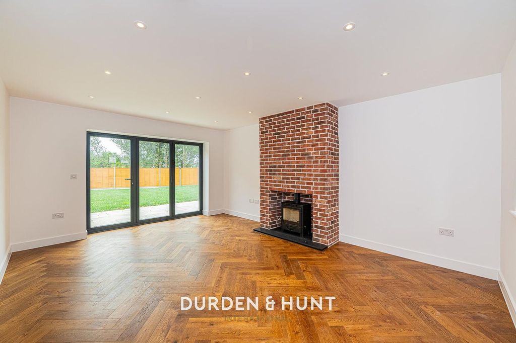 Property photo 3 of 33 Cottage-48.Jpg