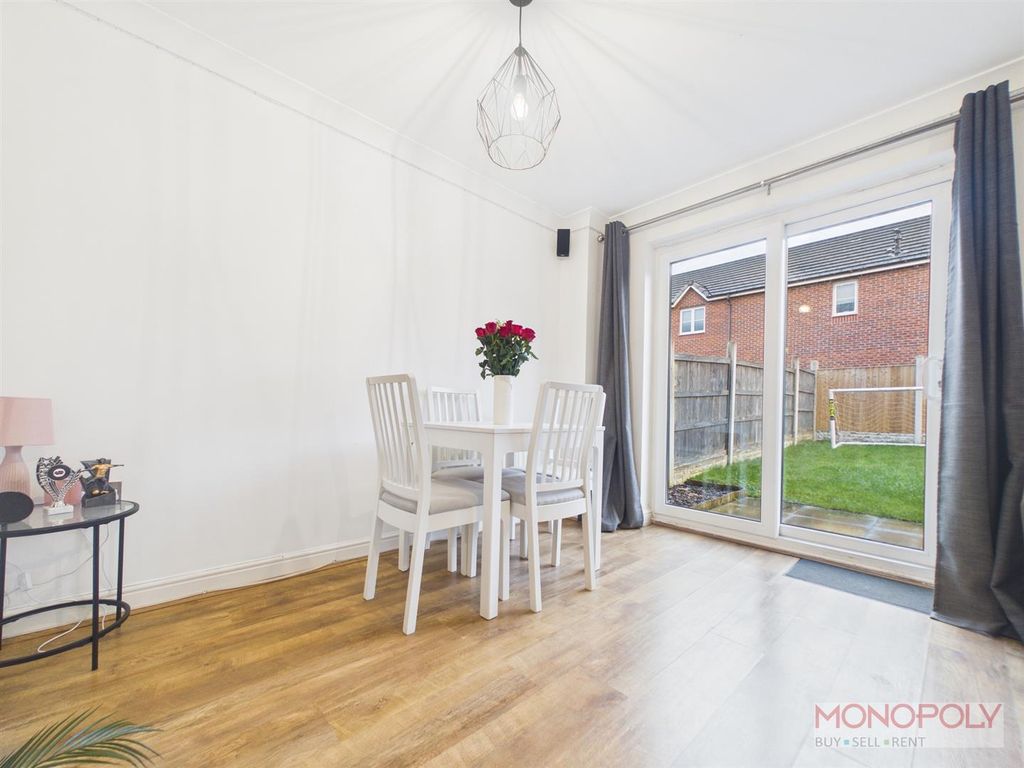 Property photo 3 of 19 Cam03815G0-Pr0406-Still002.Jpg