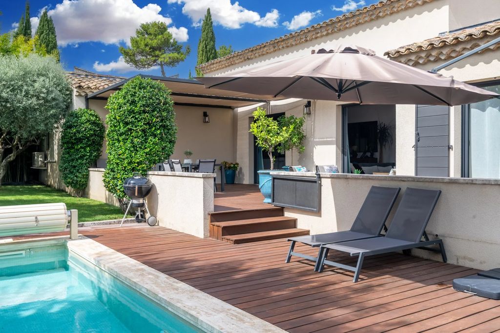 Property photo 2 of 26