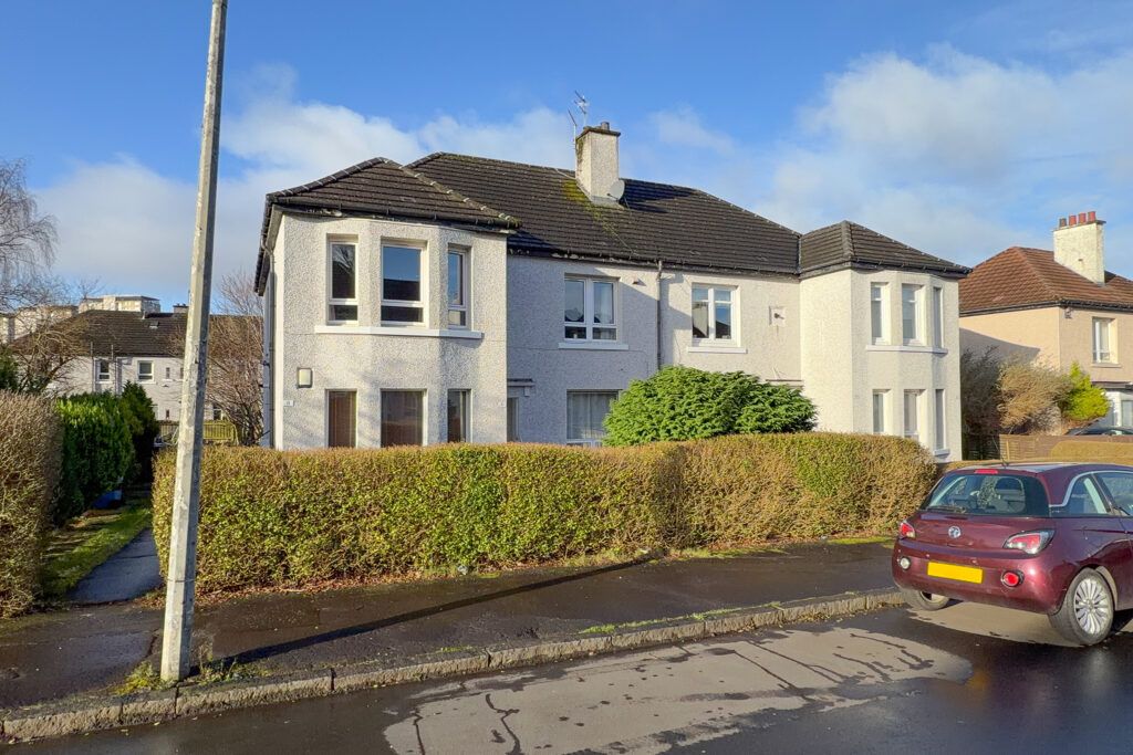 Property photo 1 of 11