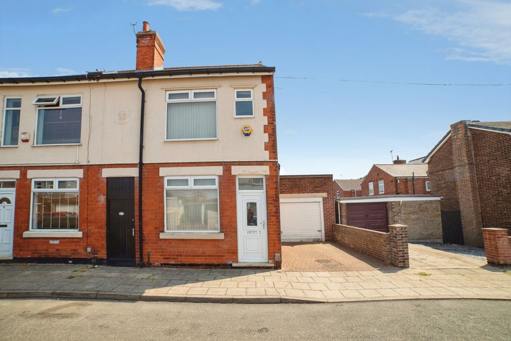 Property photo 1 of 16 Pbox-Img.Jpg