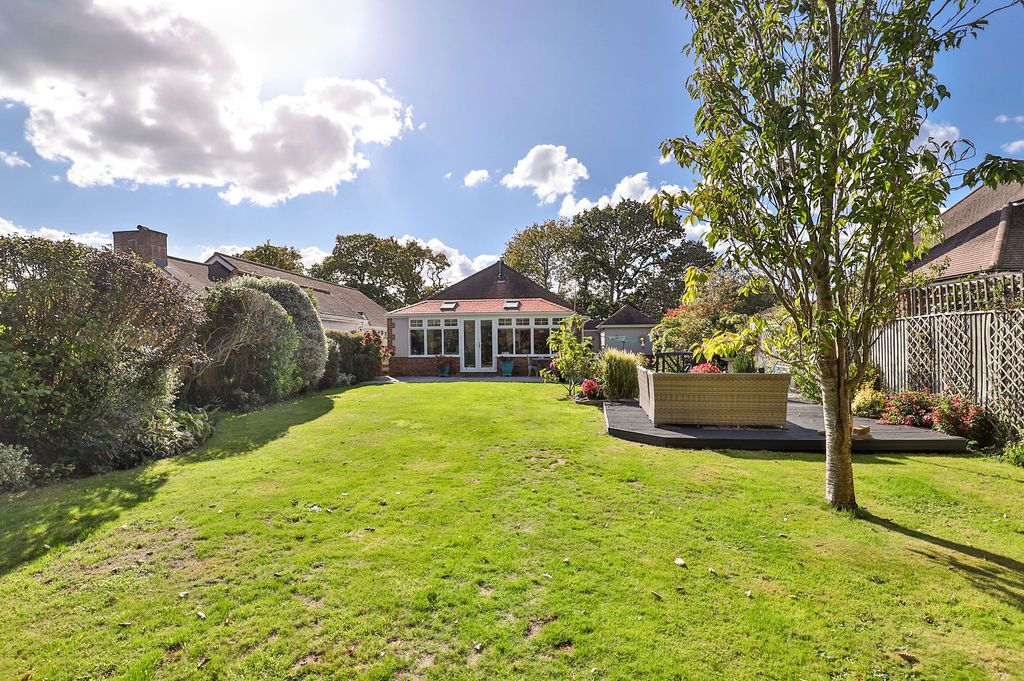 Property photo 1 of 20