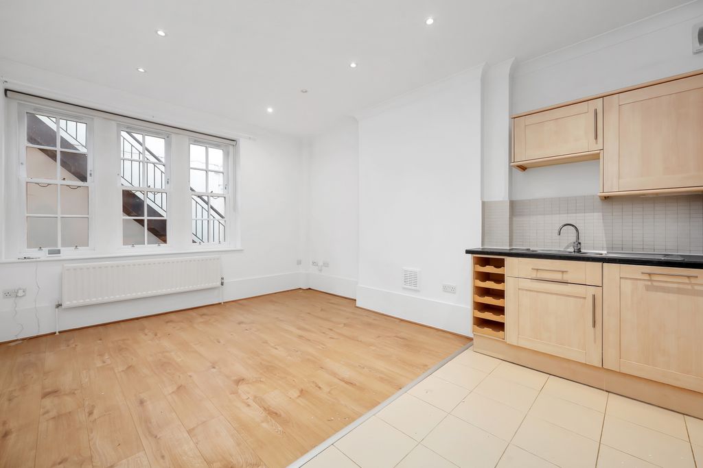 Property photo 3 of 11 Picture No. 03