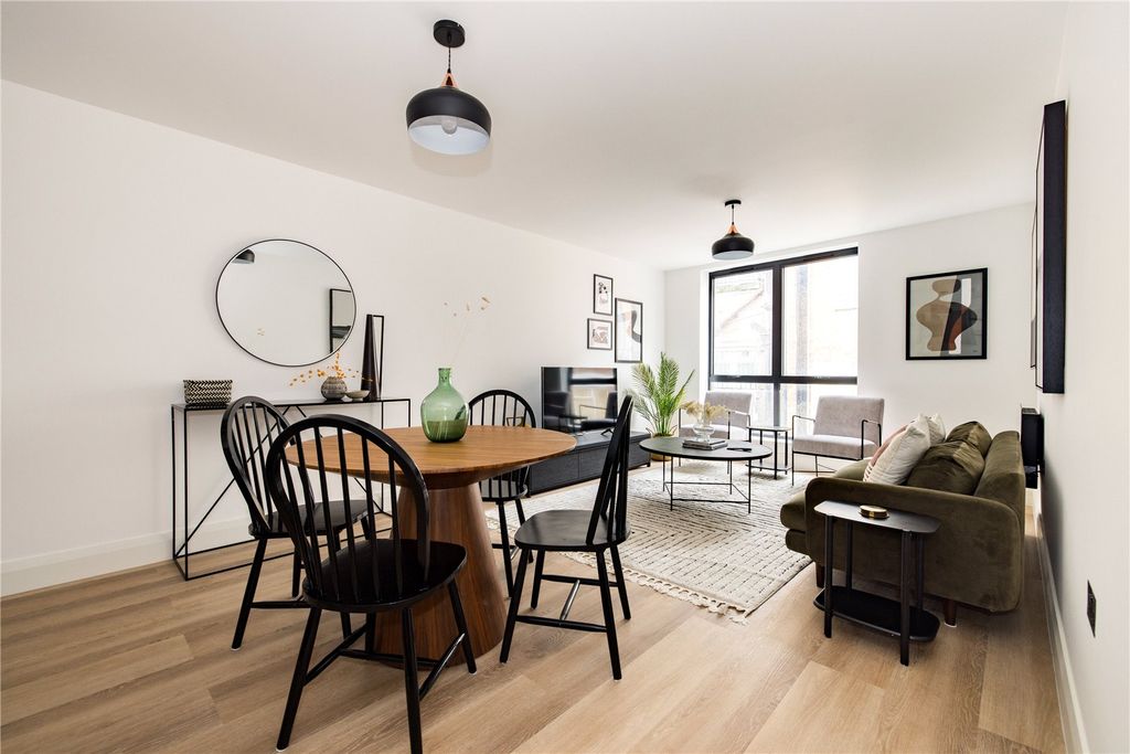 Property photo 1 of 14 Picture No. 10