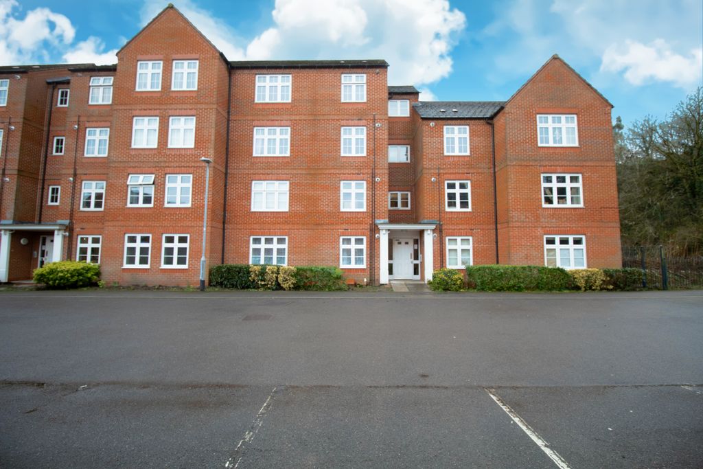 Property photo 1 of 13