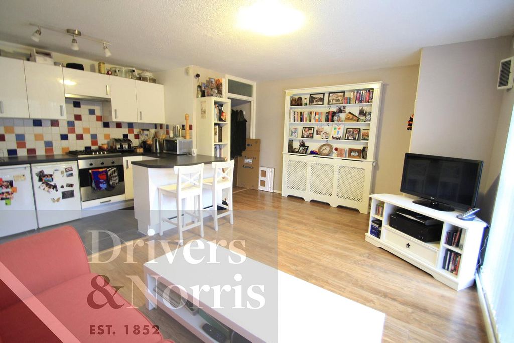 Property photo 1 of 7 Picture No. 09