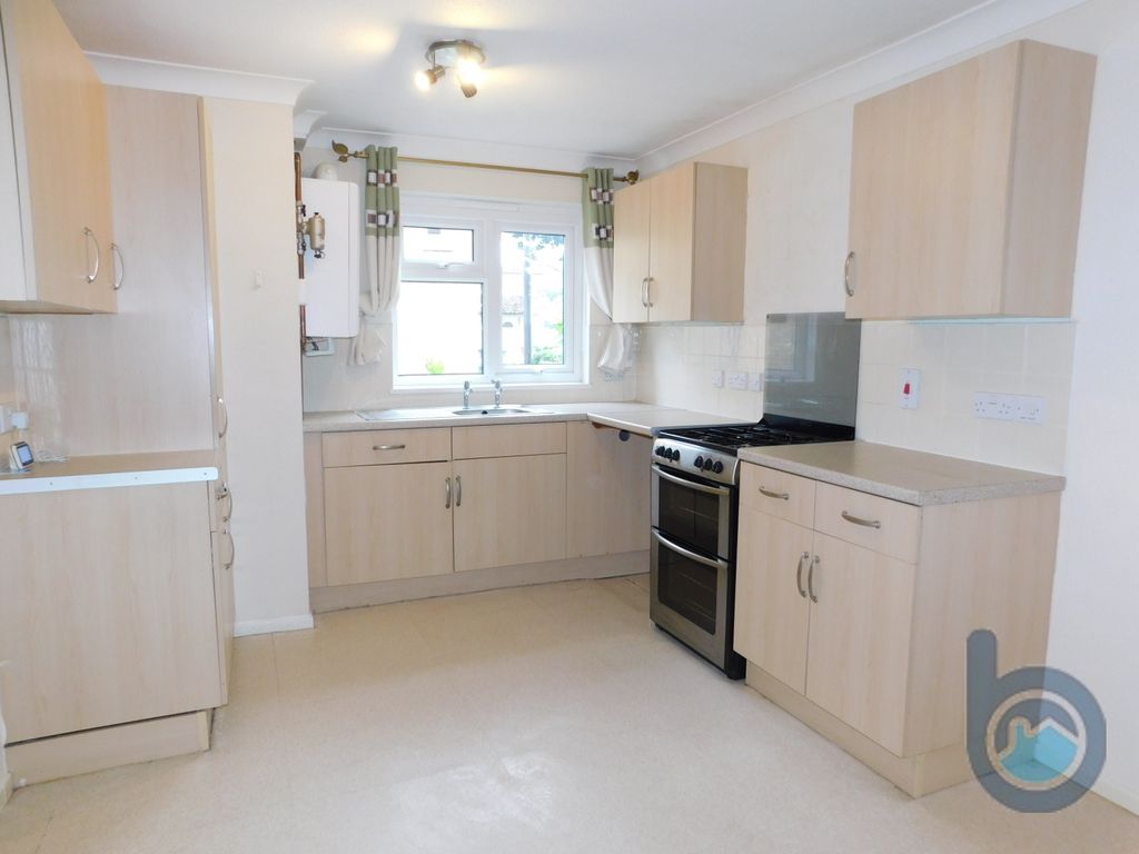 Property photo 2 of 24