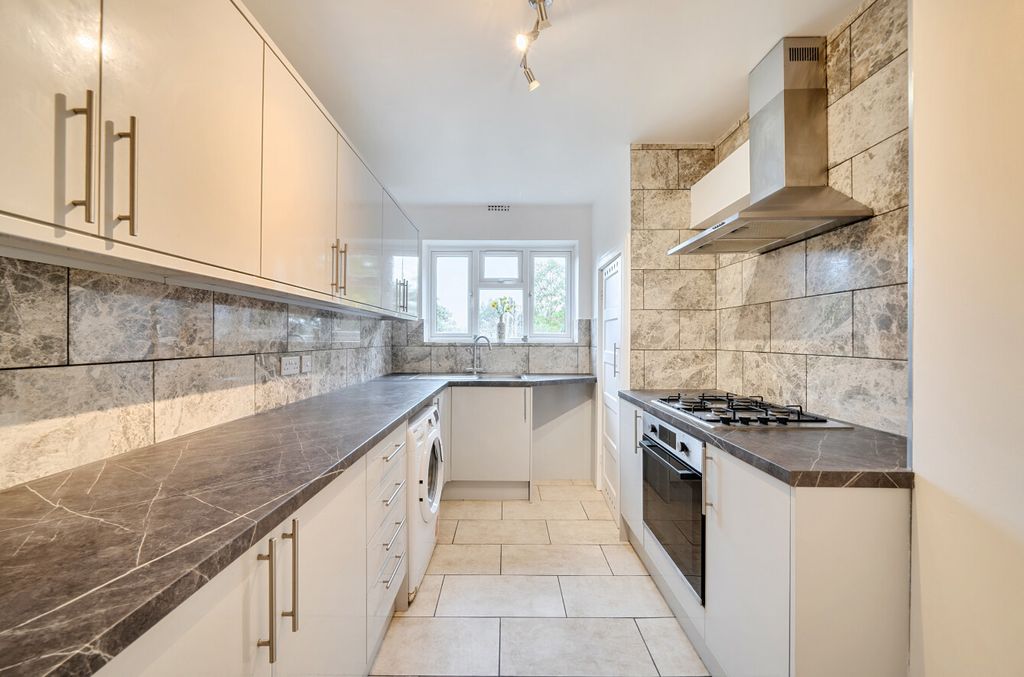 Property photo 3 of 20 1528859 (7).Jpg