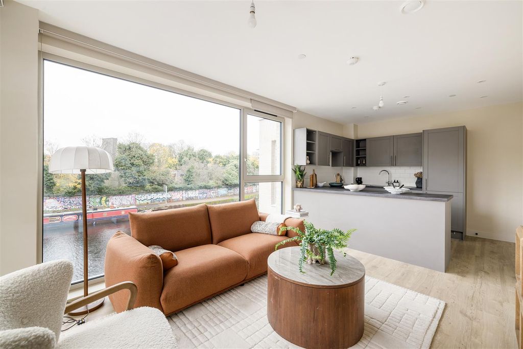 Property photo 3 of 29 Bf1A0354.Jpg