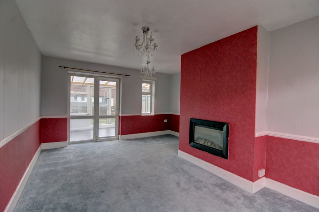 Property photo 3 of 21 3