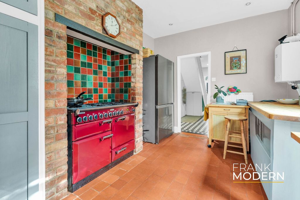 Property photo 3 of 45 Kitchen