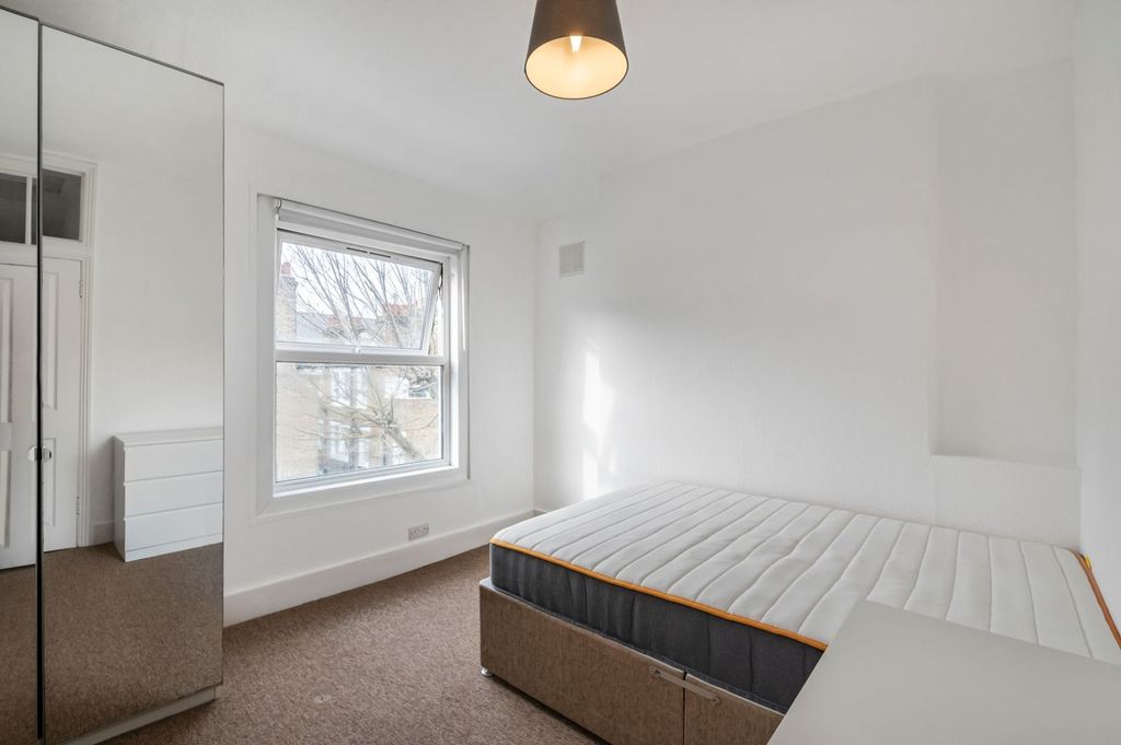 Property photo 2 of 12 Picture No. 04