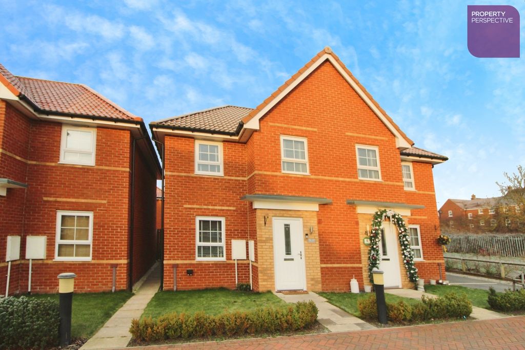 Property photo 1 of 11 Pbox-Img.Jpg