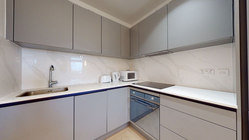 Property photo 2 of 8 Kitchen