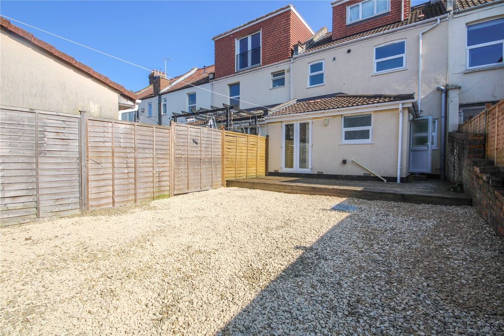Property photo 2 of 6 Picture No. 05