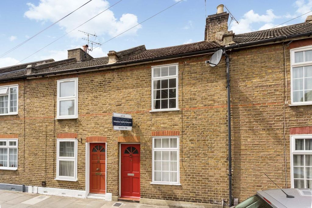 Property photo 1 of 6