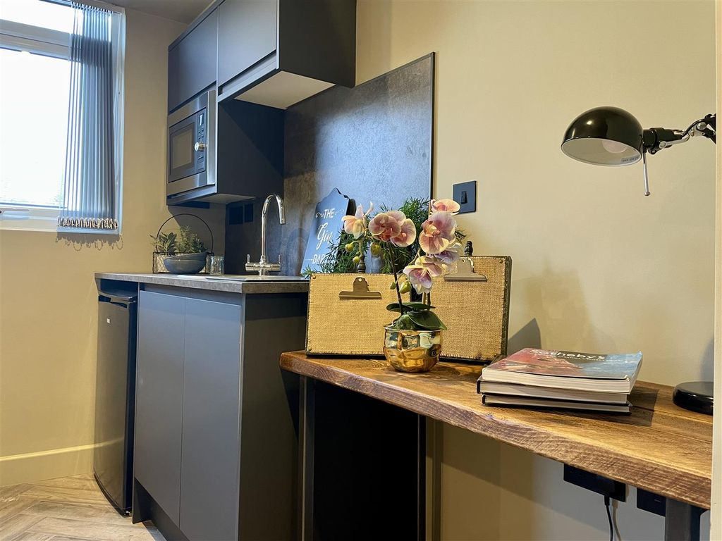 Property photo 3 of 18 Img_0532.Jpg