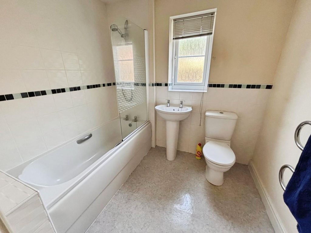 Property photo 3 of 12 7d9A649c-3.Jpg