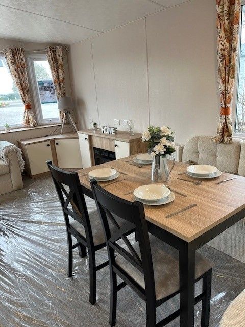 Property photo 2 of 7 Eravp699Edb825ee40.Jpg