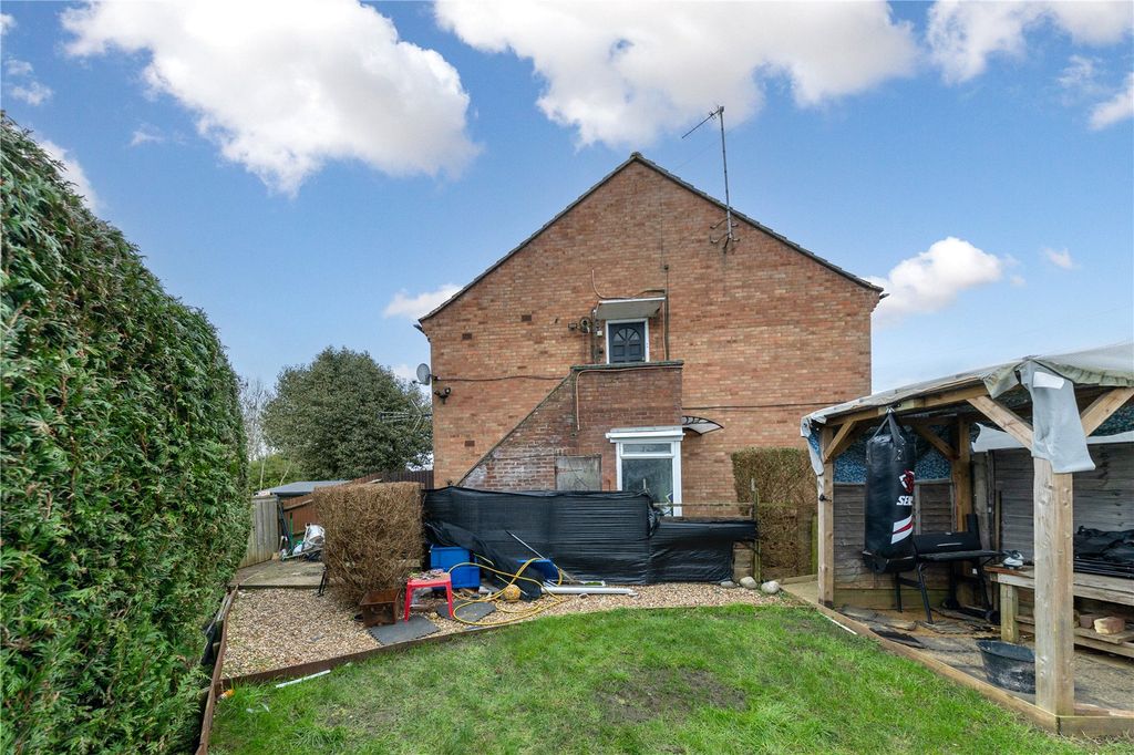 Property photo 1 of 16 Picture No. 04