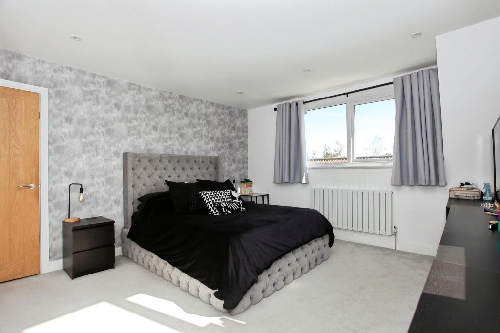 Property photo 3 of 25 Bedroom One