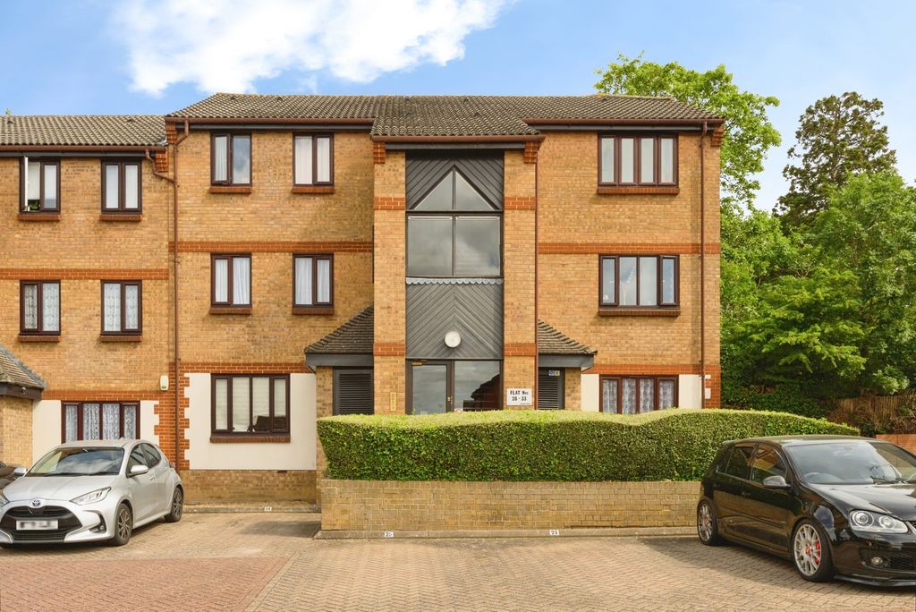 Property photo 1 of 16 Pbox-Img.Jpg