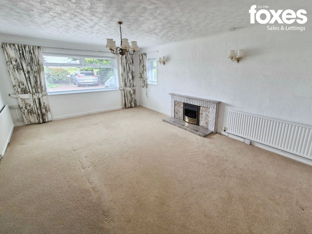 Property photo 2 of 19 4248492