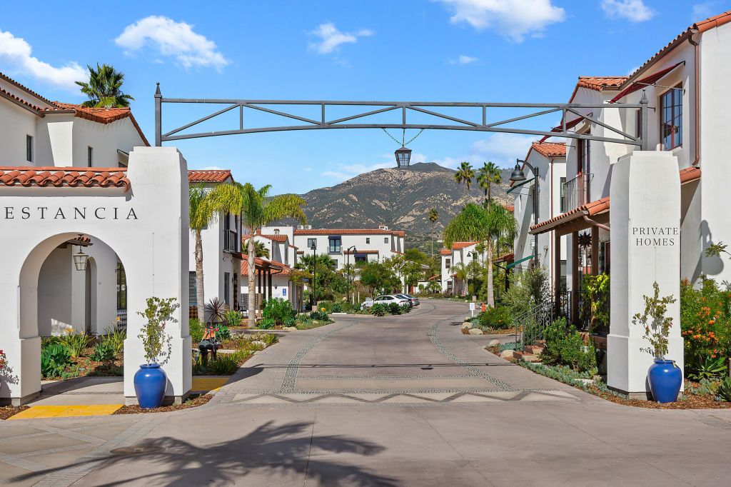 Property photo 2 of 10 <Alttext/>