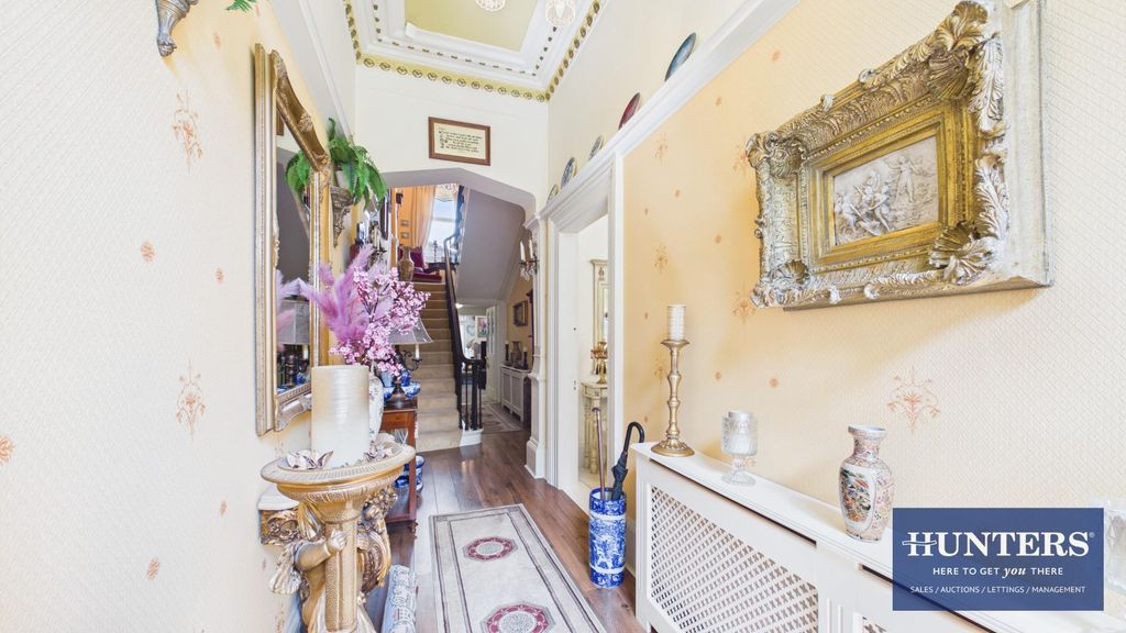Property photo 3 of 36 Hallway