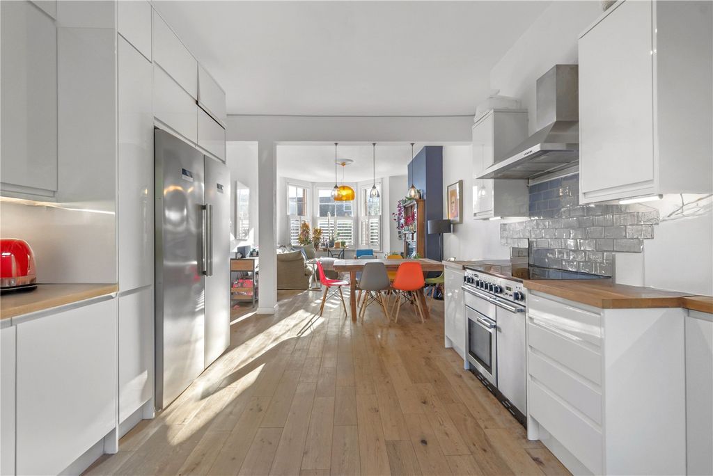 Property photo 3 of 39 Picture No. 58