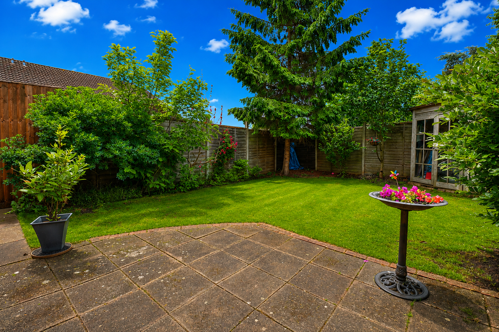 Property photo 2 of 23 Garden