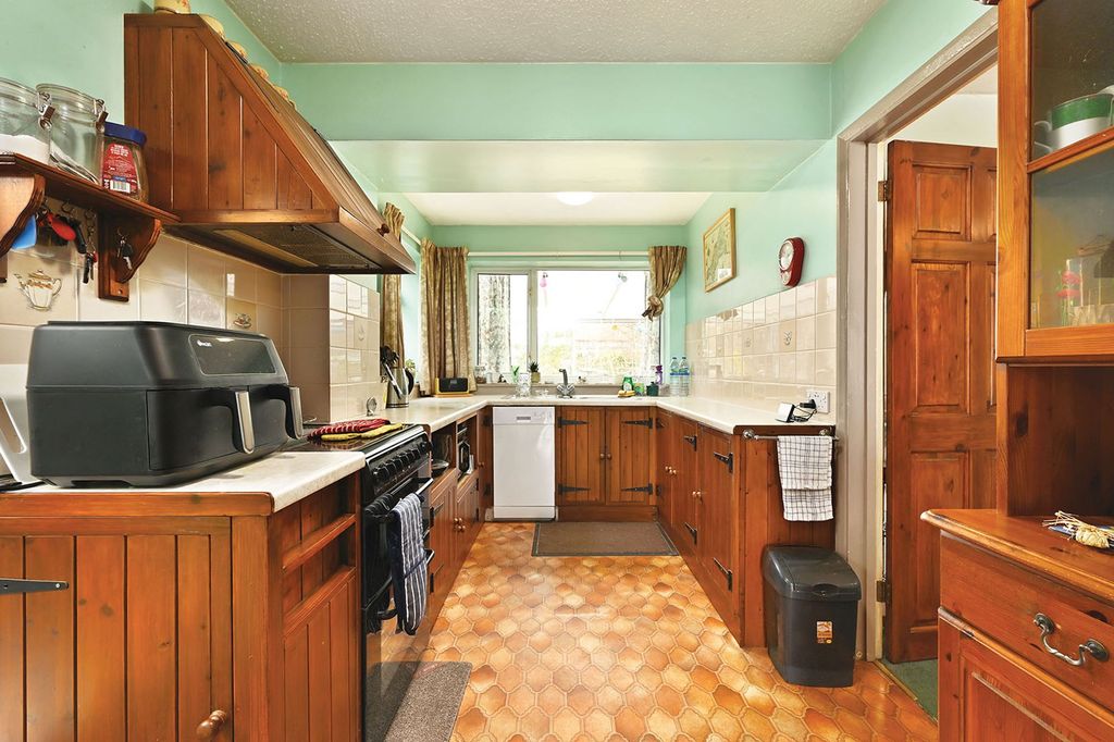 Property photo 2 of 15