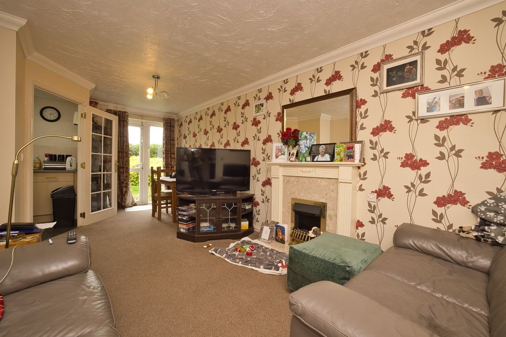 Property photo 2 of 9 Picture 2