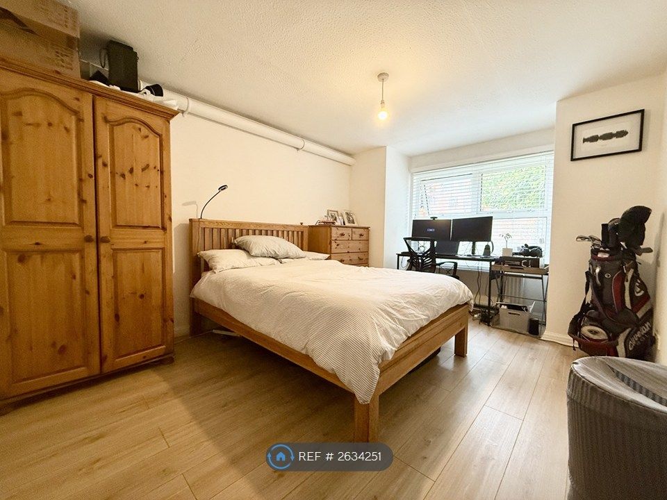 Property photo 3 of 8