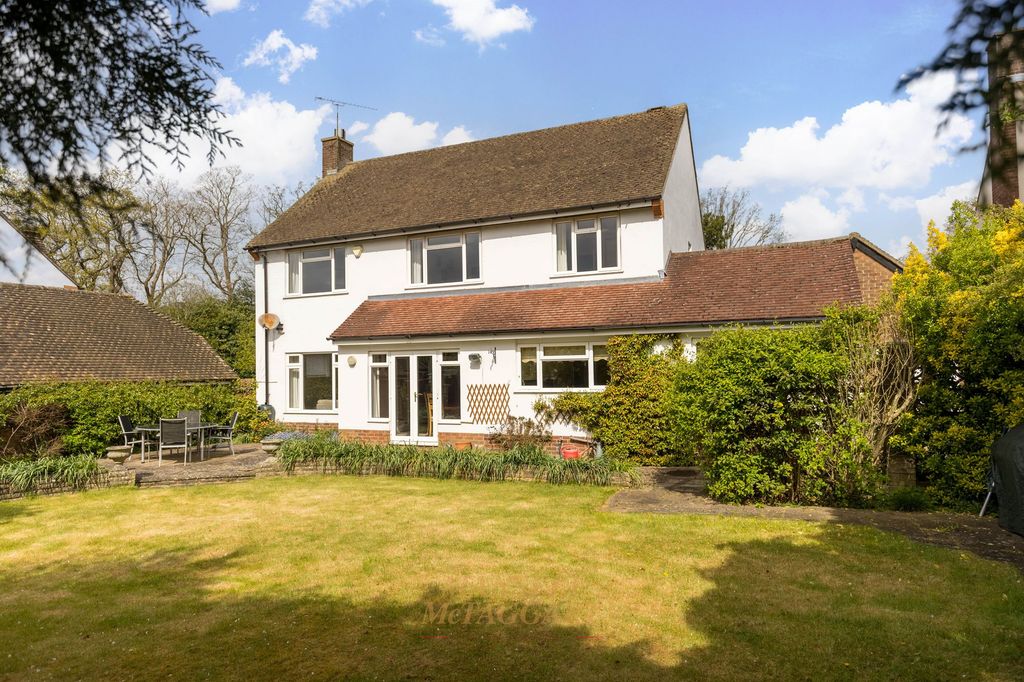 Additional image 25 of 4 bed detached house for saleOld Horsham Road, Crawley RH11