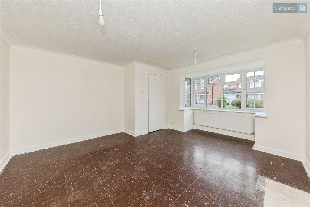 Property photo 2 of 19 Picture No. 10