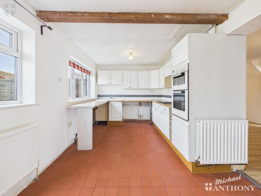 Property photo 3 of 14 Cam03852G0-Pr0600-Still007