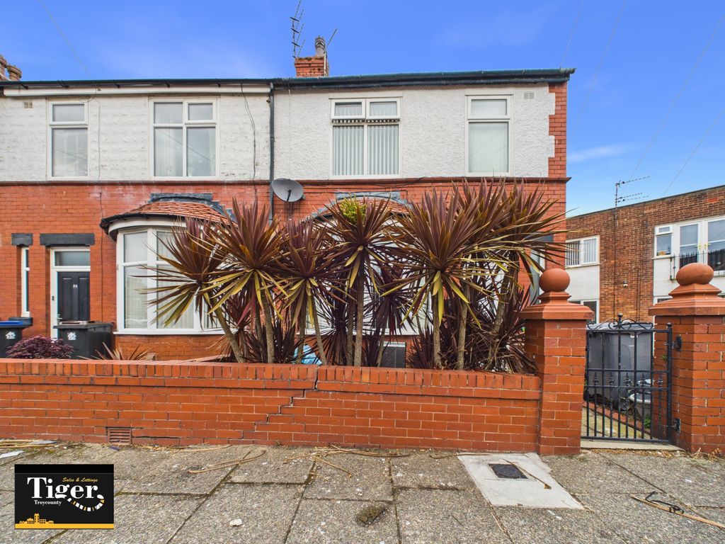 Property photo 1 of 20 Cam01931G0-Pr0397-Still020