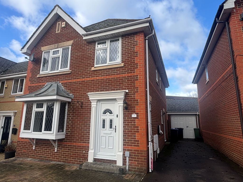 Property photo 1 of 11