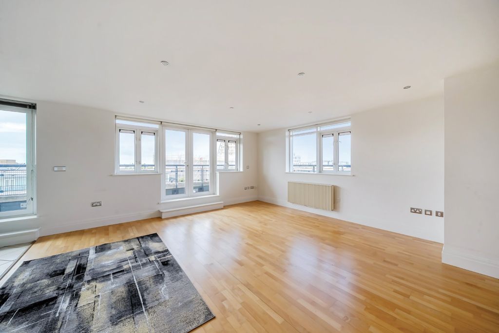 Property photo 1 of 17 Picture No. 18