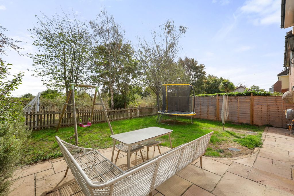 Property photo 3 of 19